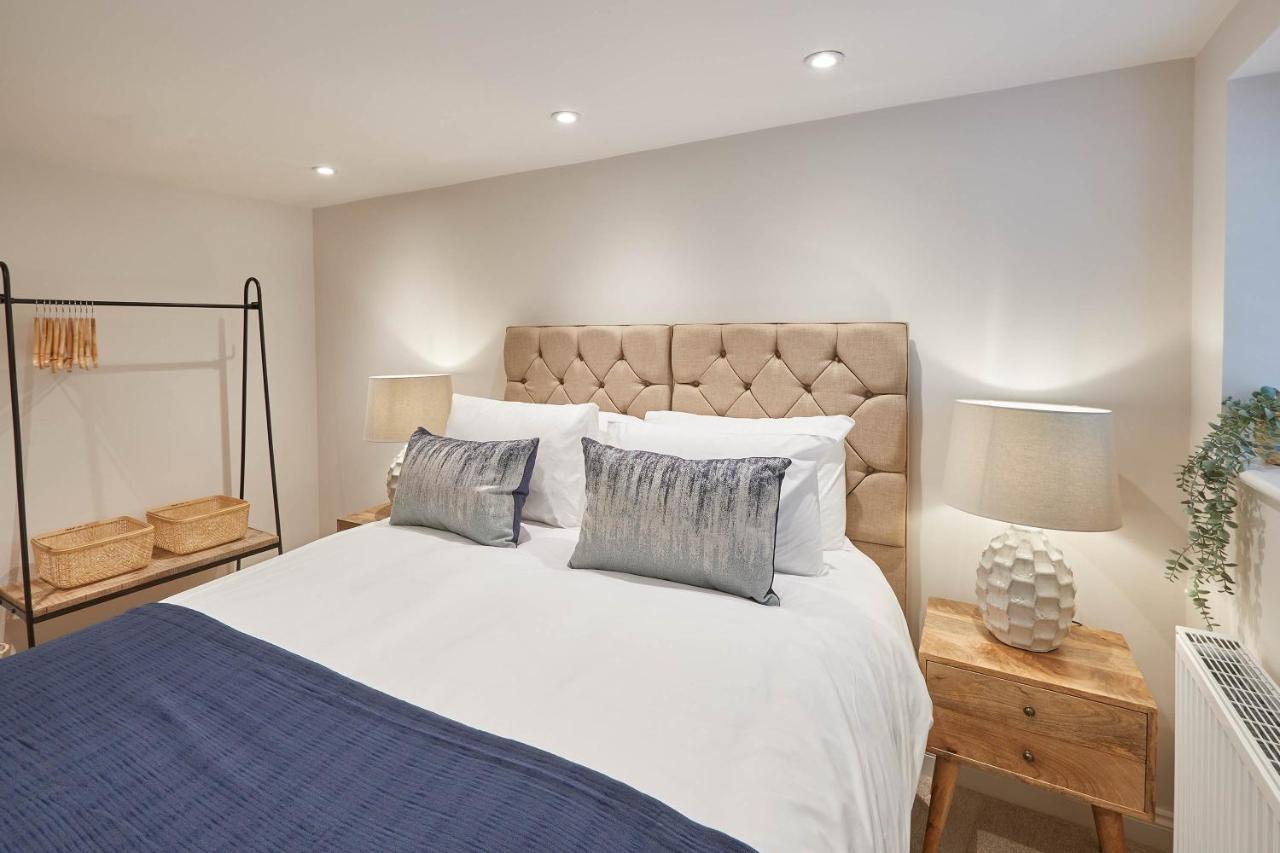Host & - Staffordshire Hideaway Апартаменты Уитби